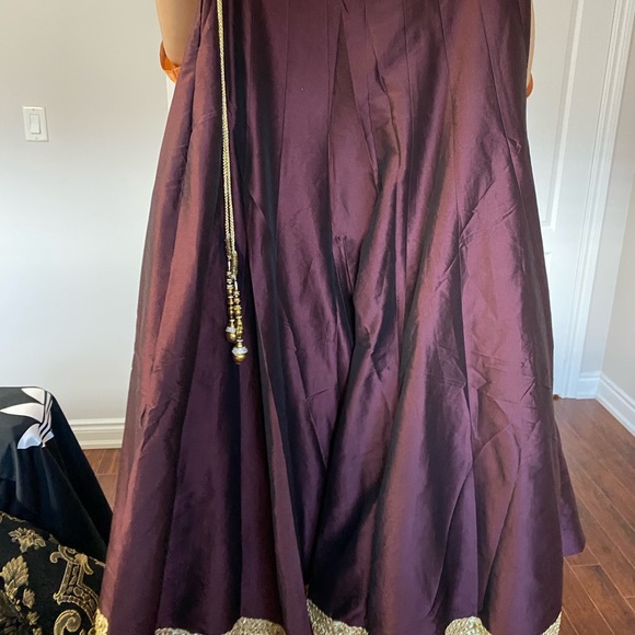 3 piece Lehnga - Picture 4 of 4